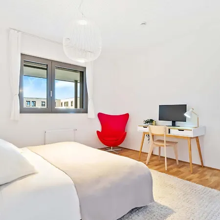 Modern 2-Bed Apt With Balcony In Serene Sanem Exterior photo
