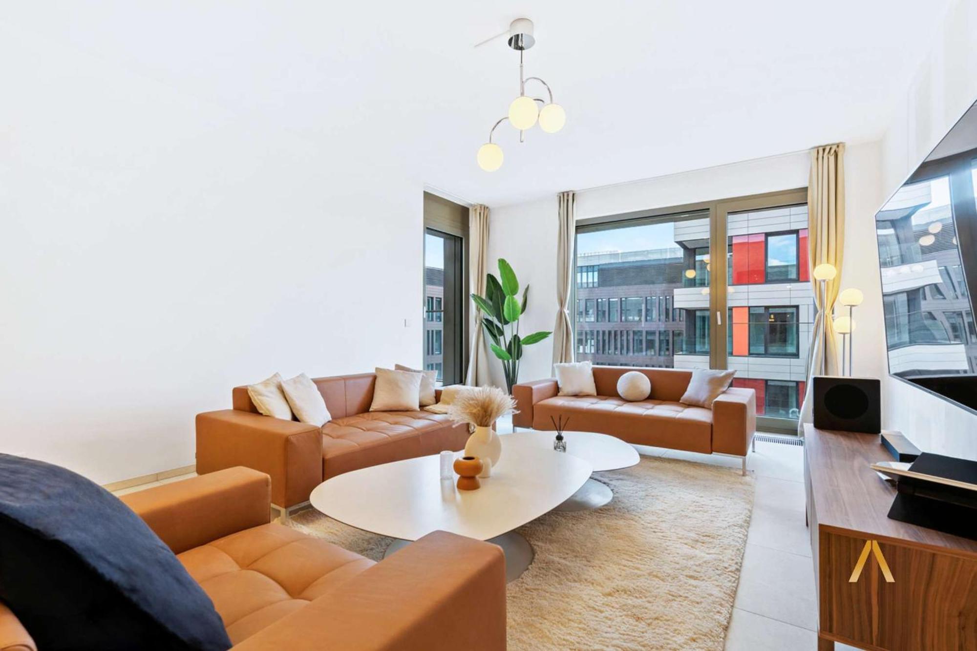 Apartment Modern 2-bed With Balcony In Serene